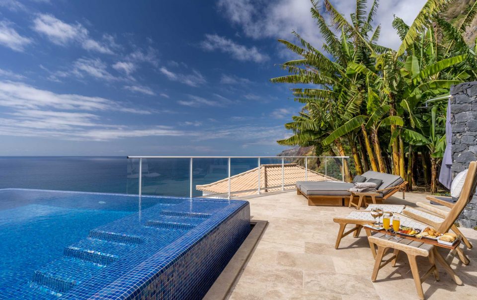 escarpa madeira hotel