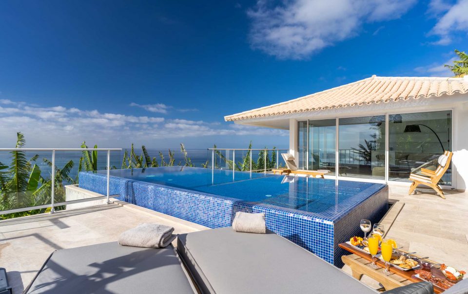 escarpa madeira hotel